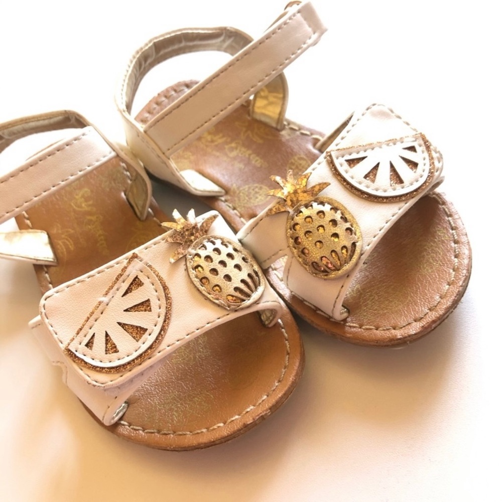 Babygirl’s Flip Flops - Picture 10 of 12
